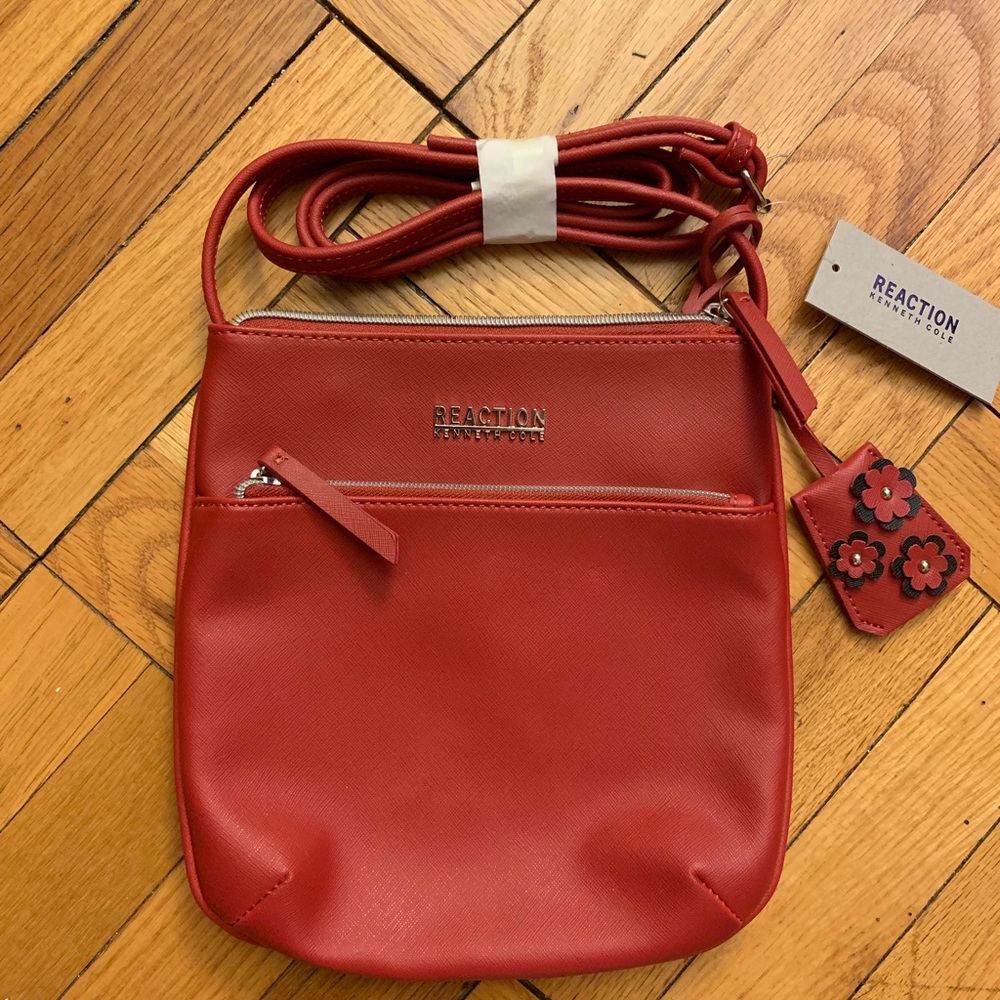 NWT Kenneth Cole Reaction Crossbody Purse